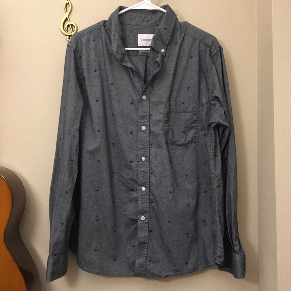 Men’s slim fit button down with palm trees